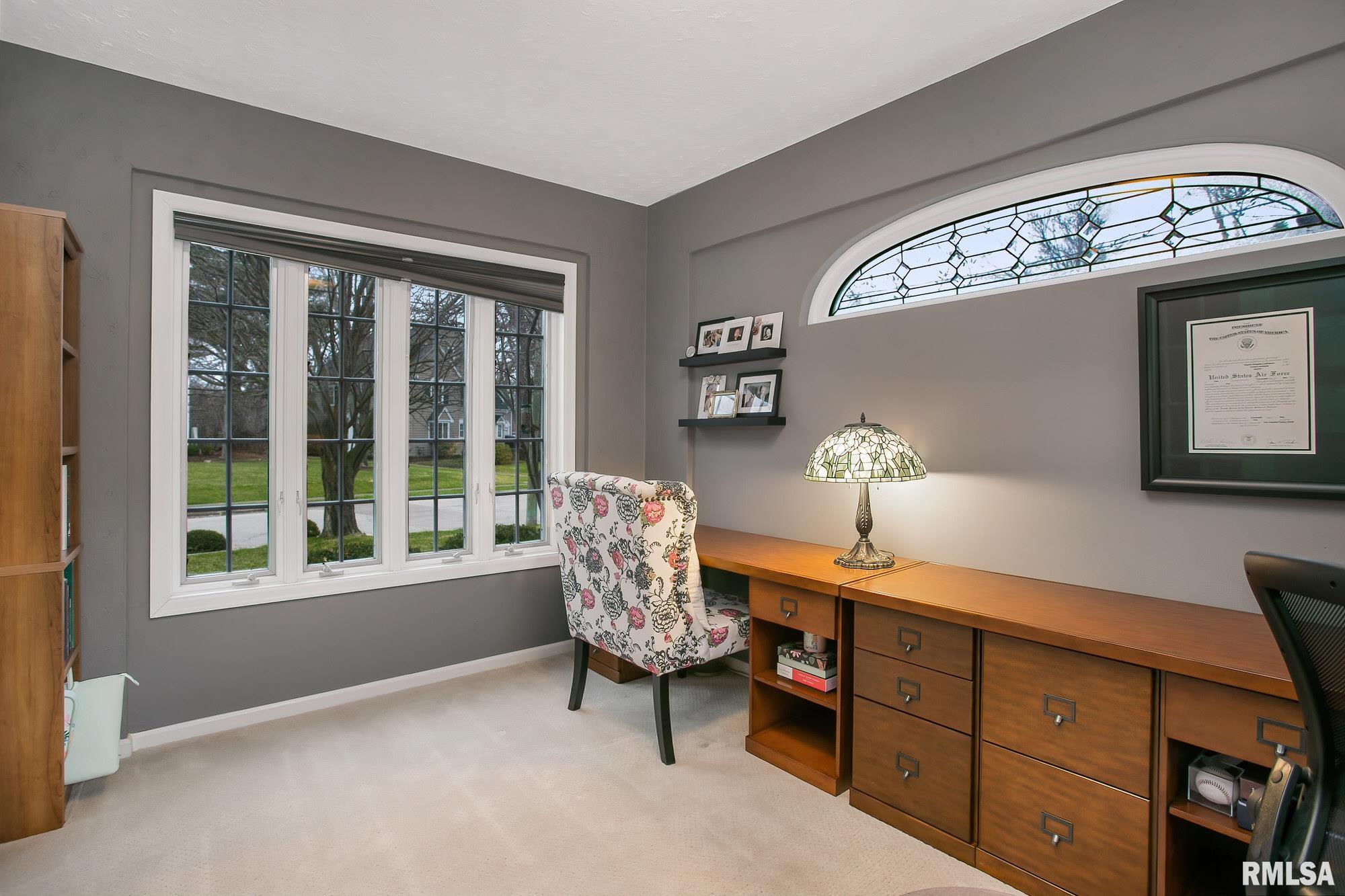 304 Forest Road Davenport, IA 52803 - Photo 11 of 40 Gallery Image 11