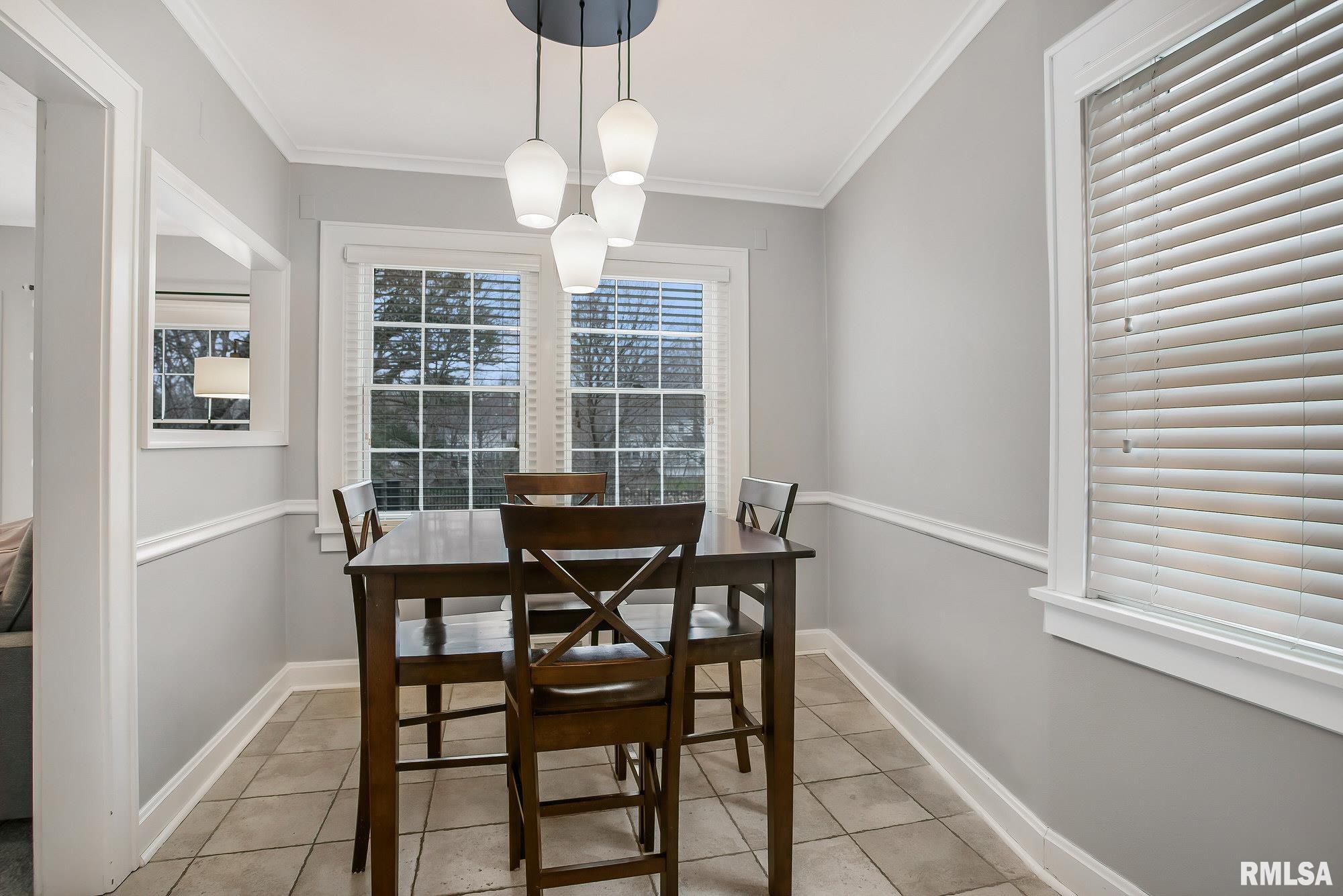 304 Forest Road Davenport, IA 52803 - Photo 20 of 40 Gallery Image 20