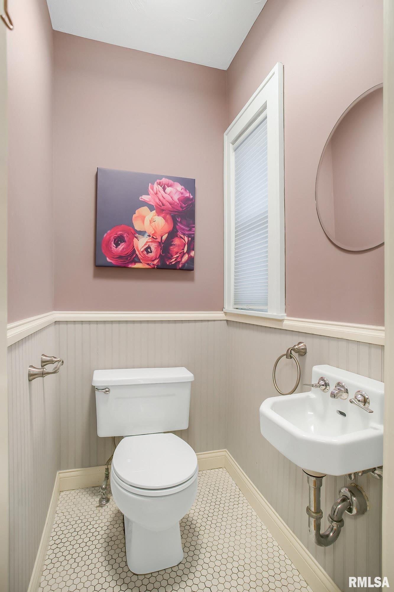 304 Forest Road Davenport, IA 52803 - Photo 21 of 40 Gallery Image 21