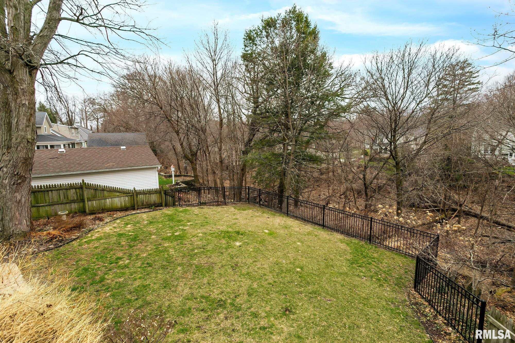 304 Forest Road Davenport, IA 52803 - Photo 40 of 40 Gallery Image 40