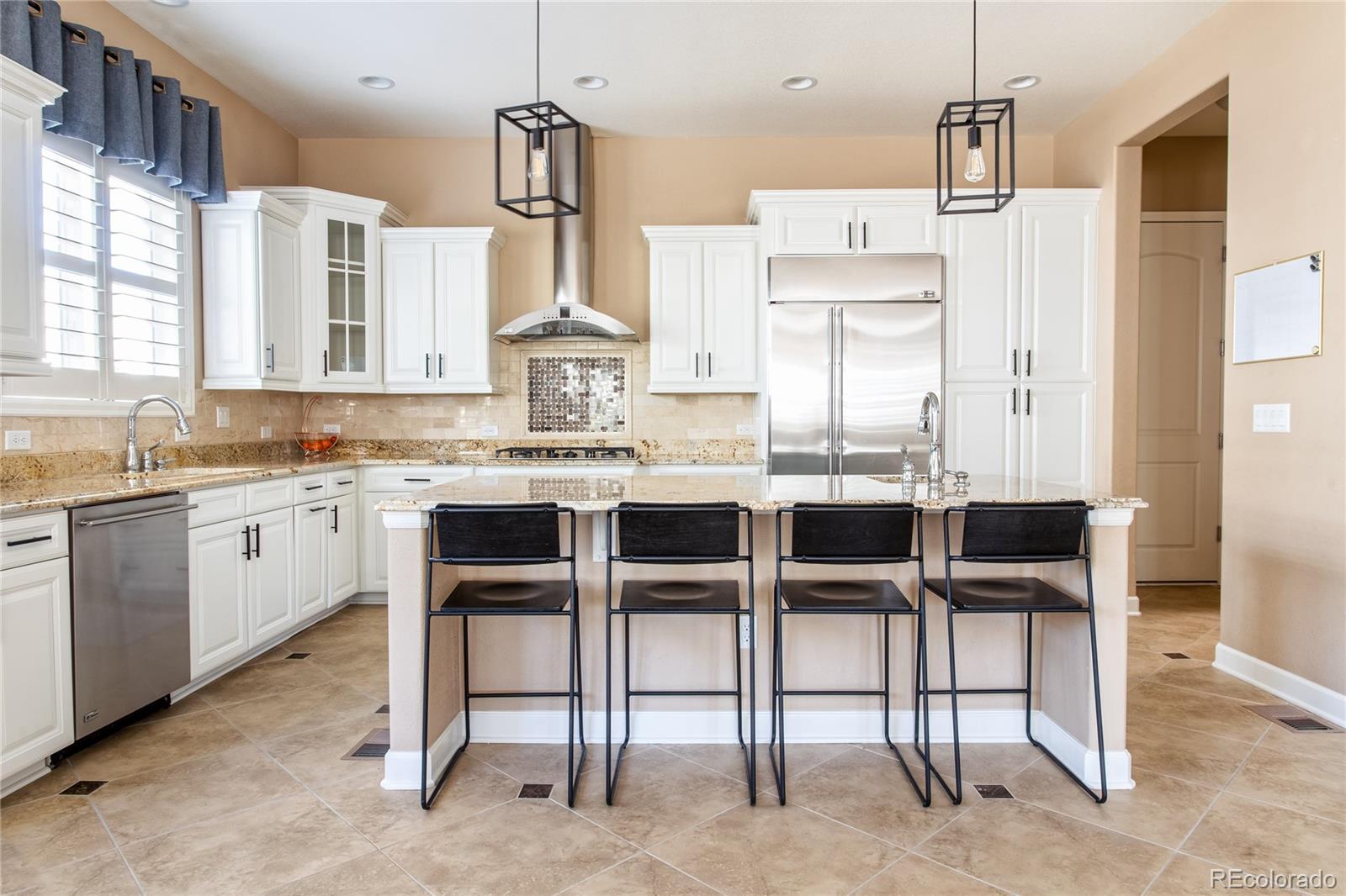 1453 Jesse Lane Golden, CO 80403 - Photo 15 of 40