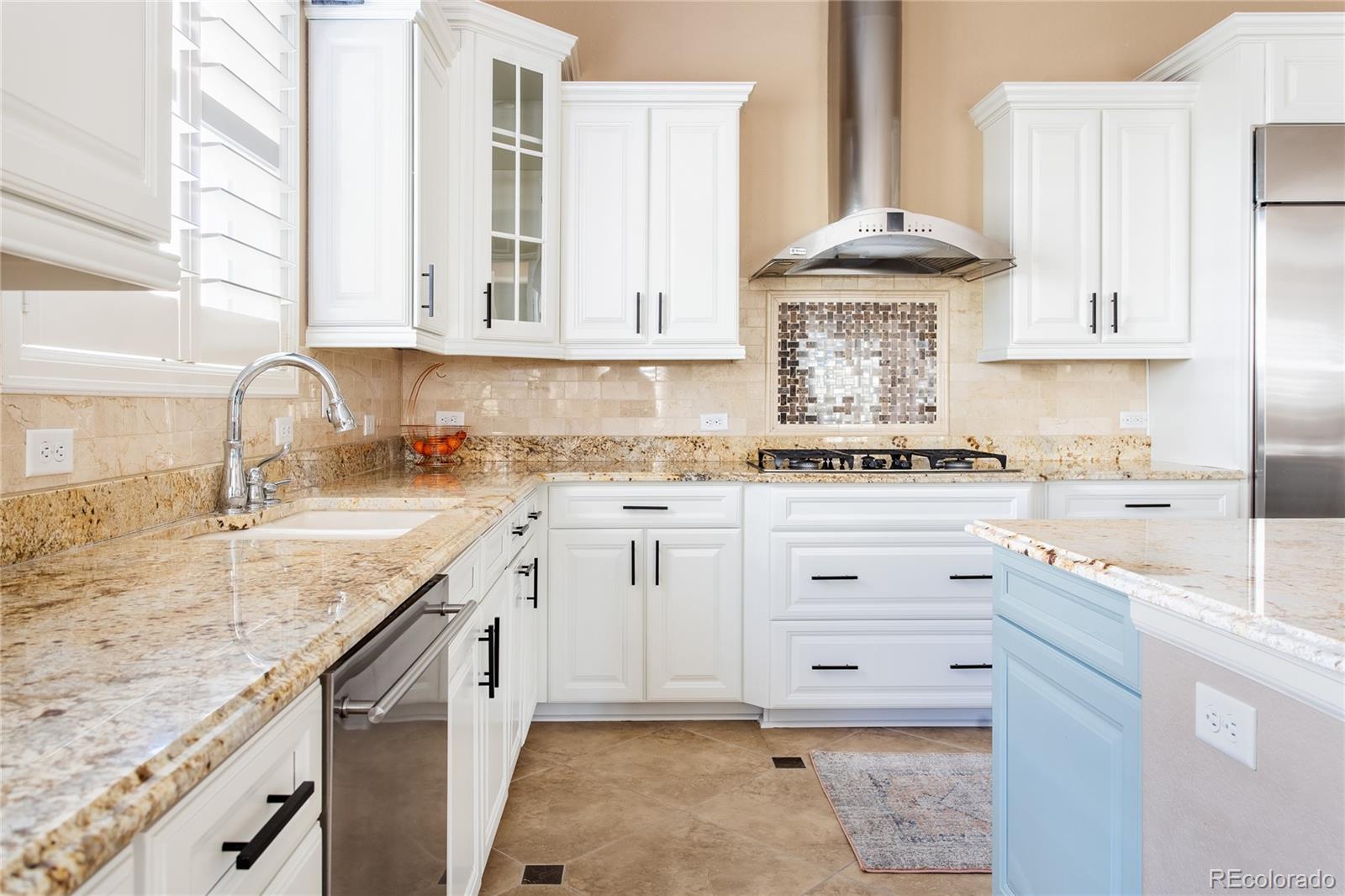 1453 Jesse Lane Golden, CO 80403 - Photo 17 of 40