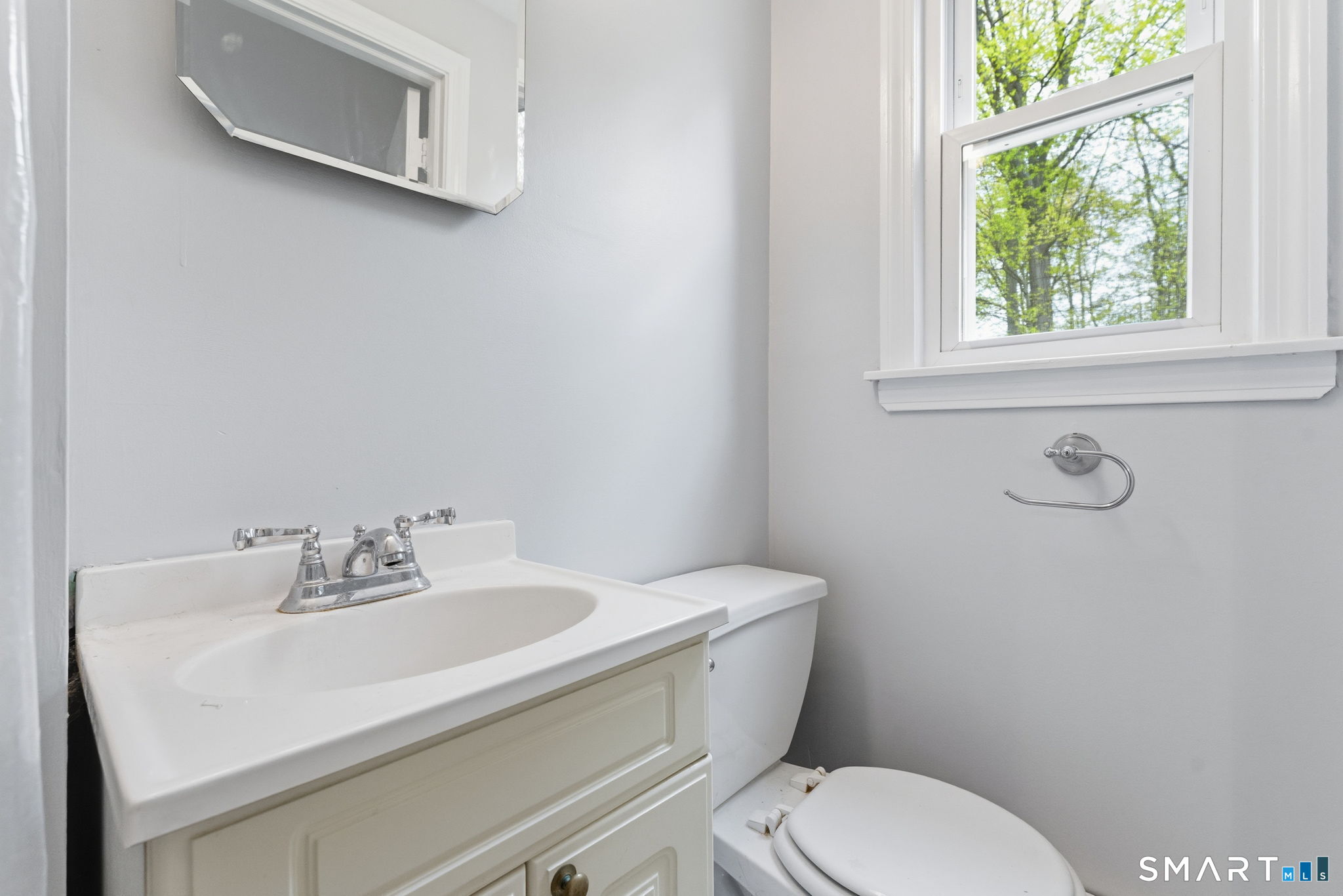 886 Overhill Drive Suffield, CT 06078 - Photo 20 of 36