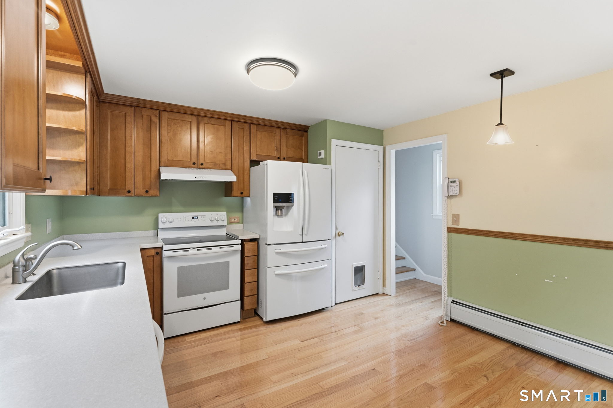 886 Overhill Drive Suffield, CT 06078 - Photo 6 of 36