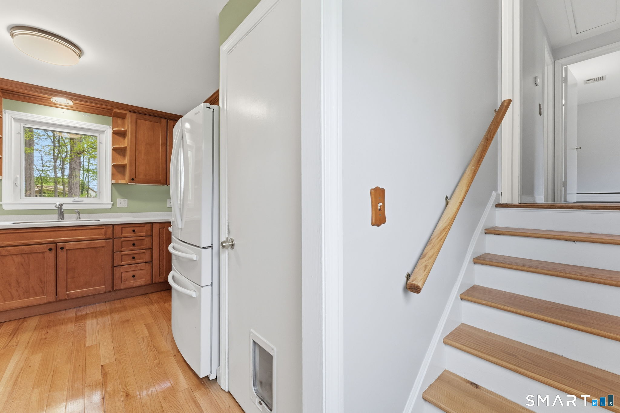 886 Overhill Drive Suffield, CT 06078 - Photo 7 of 36
