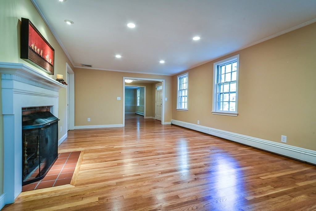 78 Harrington Ridge Road Sherborn, MA 01770 - Photo 11 of 25 Gallery Image 11