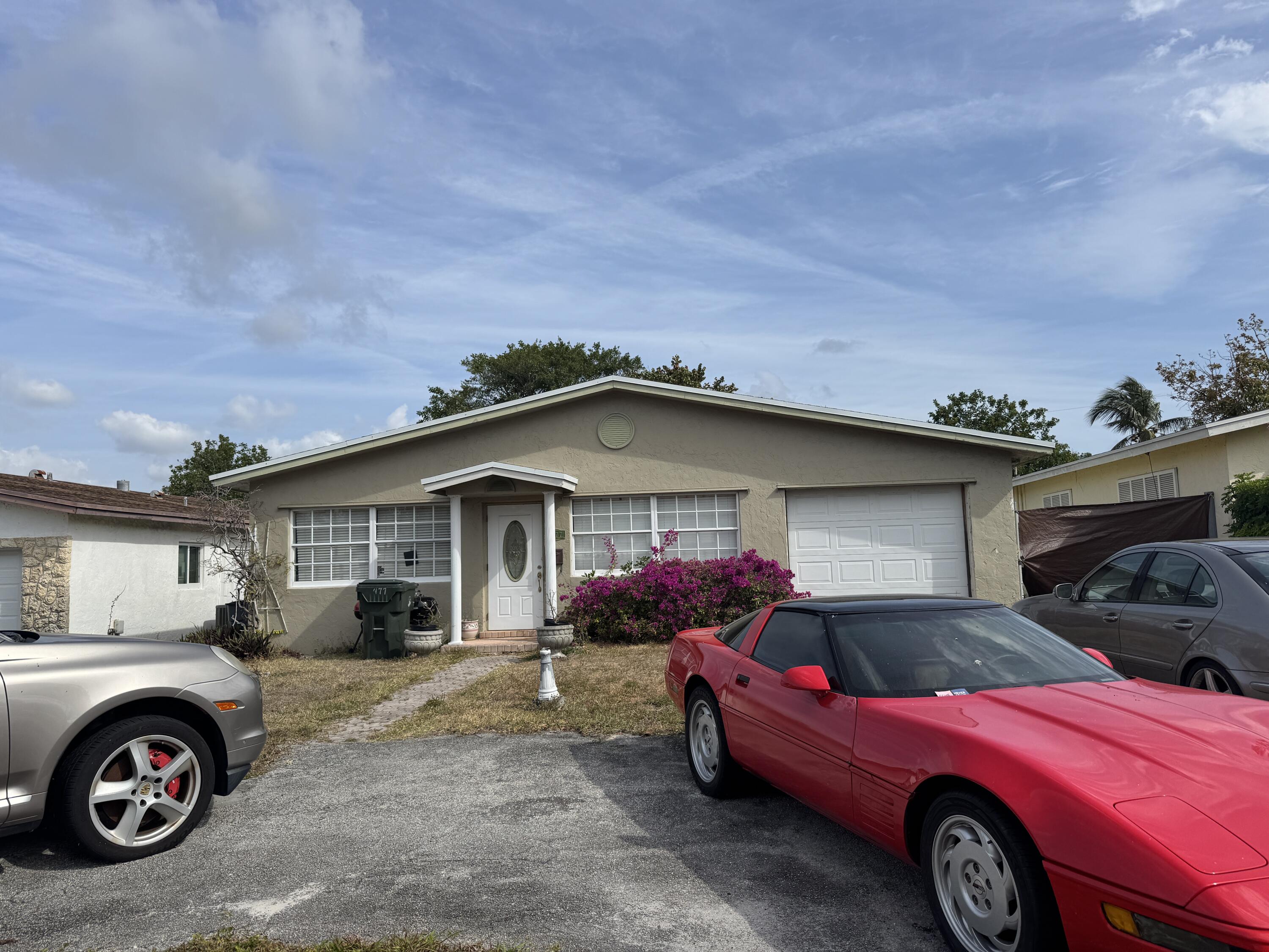 477 Southwest 1st Street Boca Raton, FL 33432 - Photo 2 of 31 2faabea1d9df685acbc3622b1f01c3cc6398d3f2
