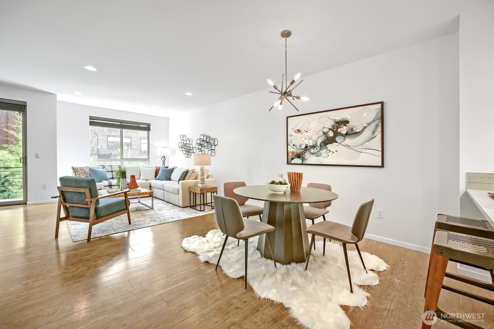 5206 Delridge Way Southwest, Unit B Seattle, WA 98106 - Photo 7 of 31