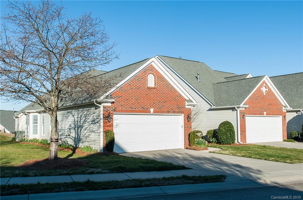 307 Garnet Court, Unit 545 Fort Mill, SC 29708 - Photo 3 of 27