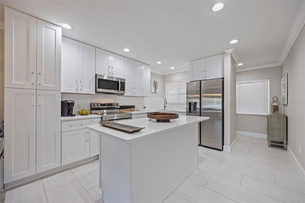 1008 Apollo Beach Boulevard, Unit 103 Apollo Beach, FL 33572 - Photo 7 of 30