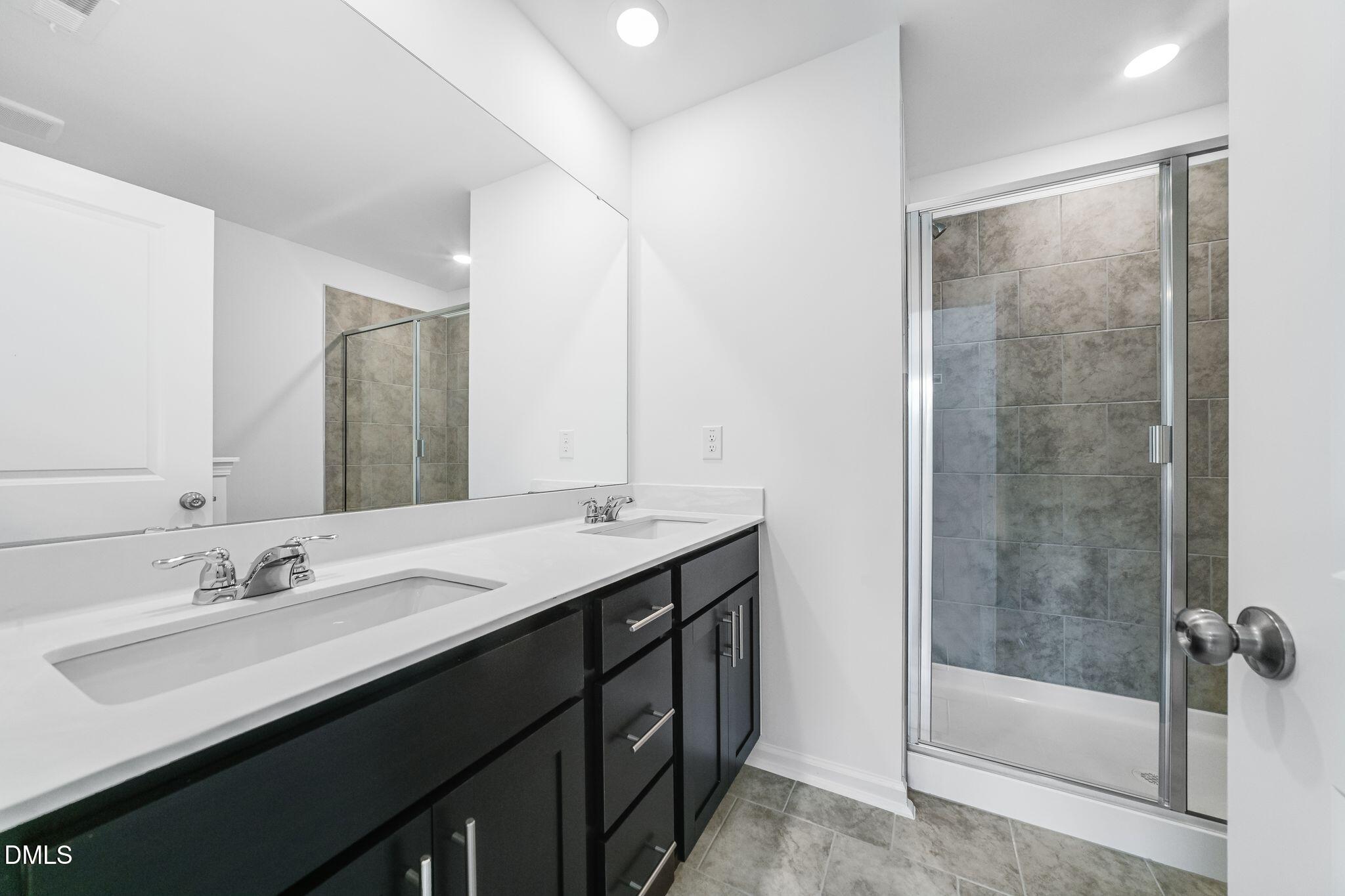 2302 Oakwood Mdws Court Raleigh, NC 27604 - Photo 22 of 28 SUN_ElmGrove_Pic_Jackson_QMI_19_Owners_B