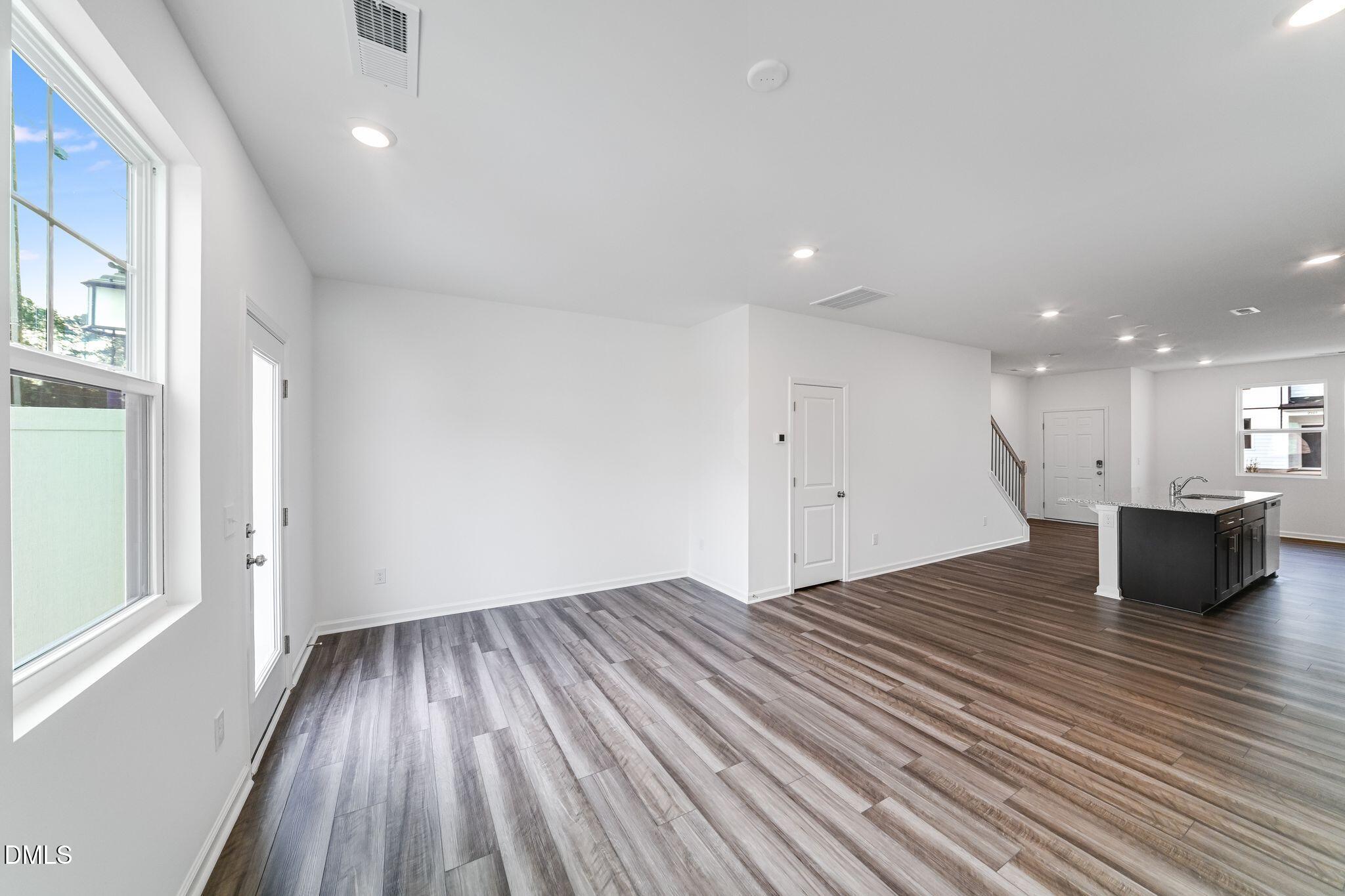 2302 Oakwood Mdws Court Raleigh, NC 27604 - Photo 4 of 28 SUN_ElmGrove_Pic_Jackson_QMI_19_Great_1o