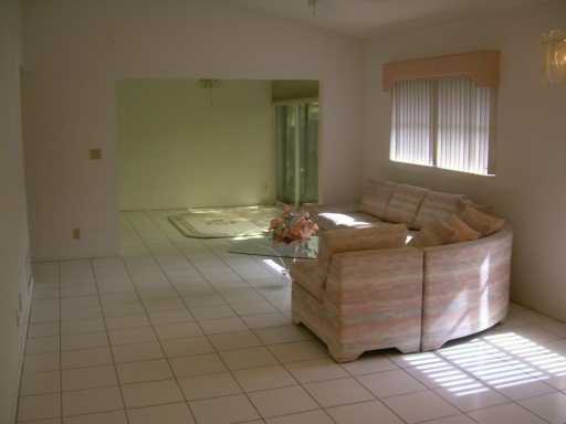 8144 Sweetbriar Way, Unit B Boca Raton, FL 33496 - Photo 3 of 13 Additional Photo