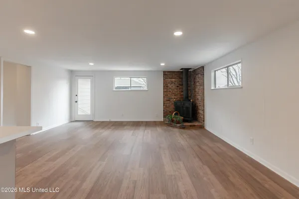 $269,900 | 109 Sunrise Drive, Clinton, MS 39056