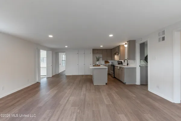 $269,900 | 109 Sunrise Drive, Clinton, MS 39056