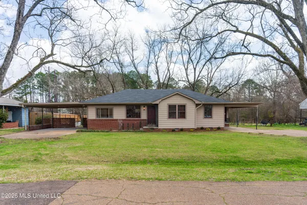 $269,900 | 109 Sunrise Drive, Clinton, MS 39056