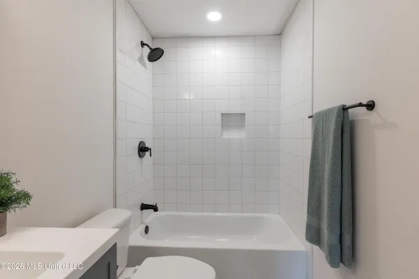 $269,900 | 109 Sunrise Drive, Clinton, MS 39056