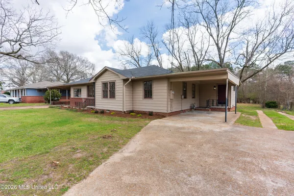 $269,900 | 109 Sunrise Drive, Clinton, MS 39056