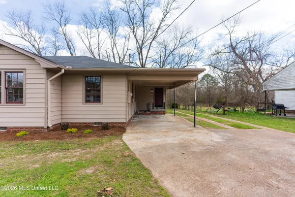$269,900 | 109 Sunrise Drive, Clinton, MS 39056