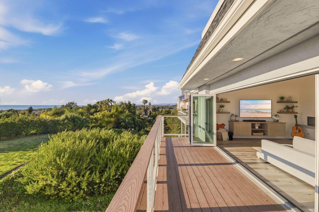 1712 Burgundy Road Encinitas, CA 92024 - Photo 23 of 31 a view of hotel from balcony