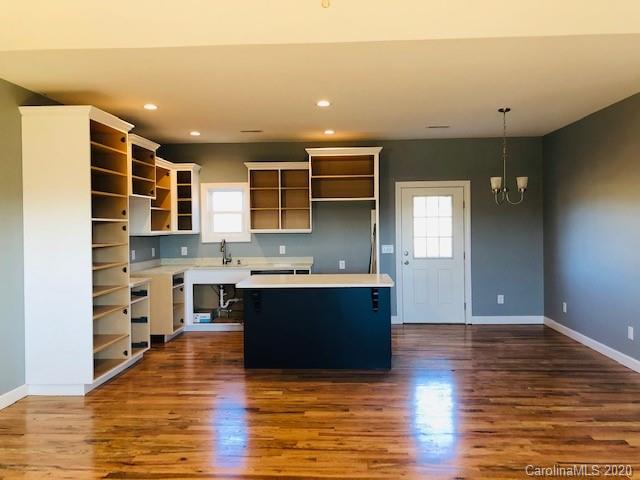 2529 Genes Loop Morganton, NC 28655 - Photo 4 of 10 Gallery Image 4