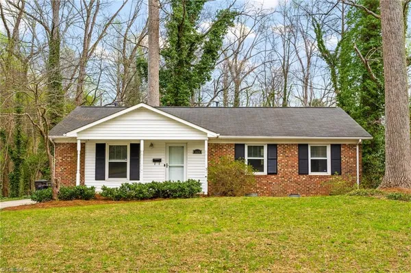 $279,900 | 1629 Ardsley Street, Winston-Salem, NC 27103