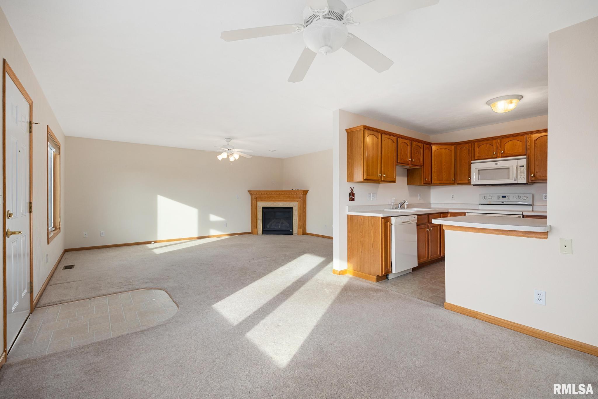 135 Comfort Way Washington, IL 61571 - Photo 9 of 26