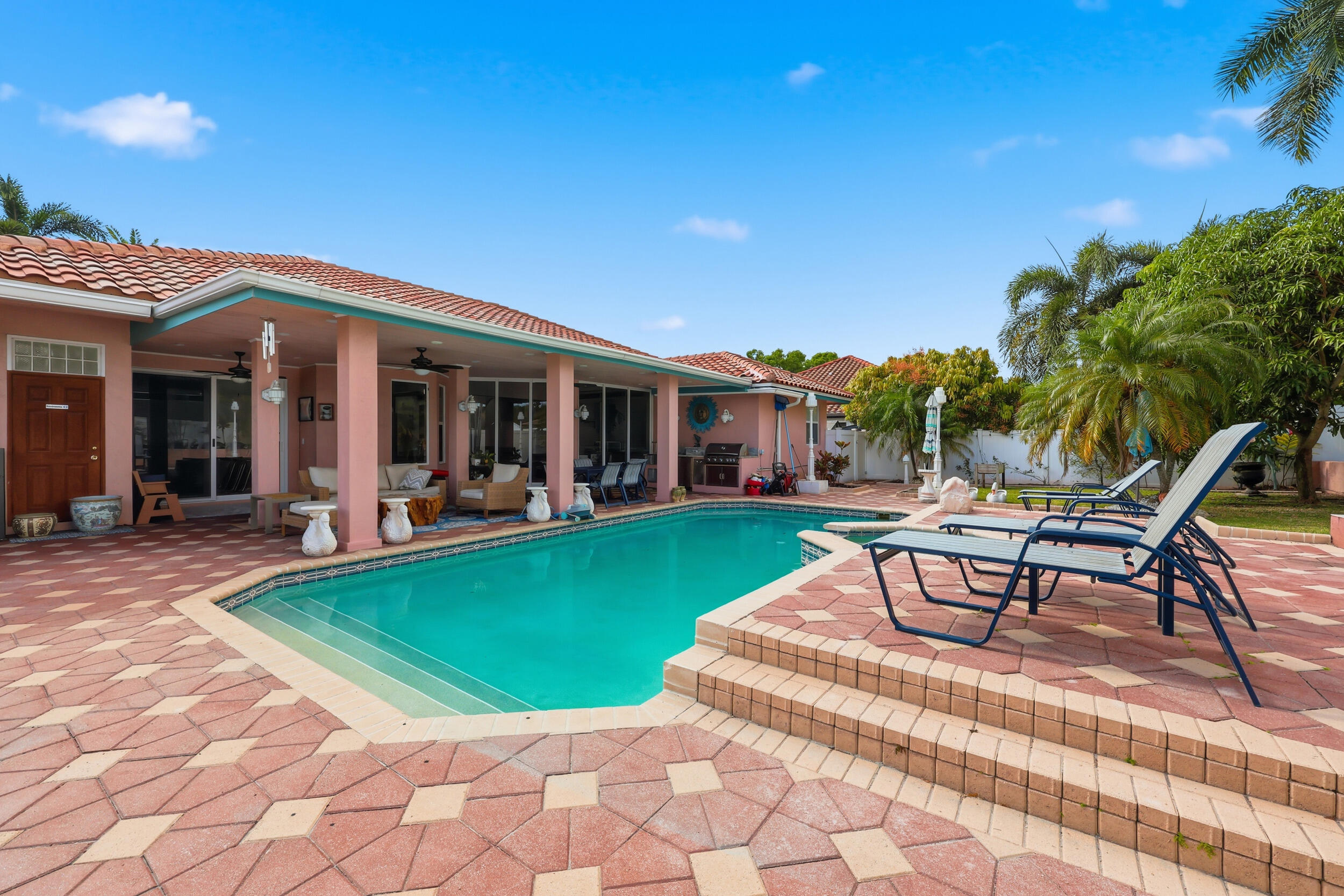 1685 Southwest 17th Street Boca Raton, FL 33486 - Photo 35 of 36 Pool/Lanai