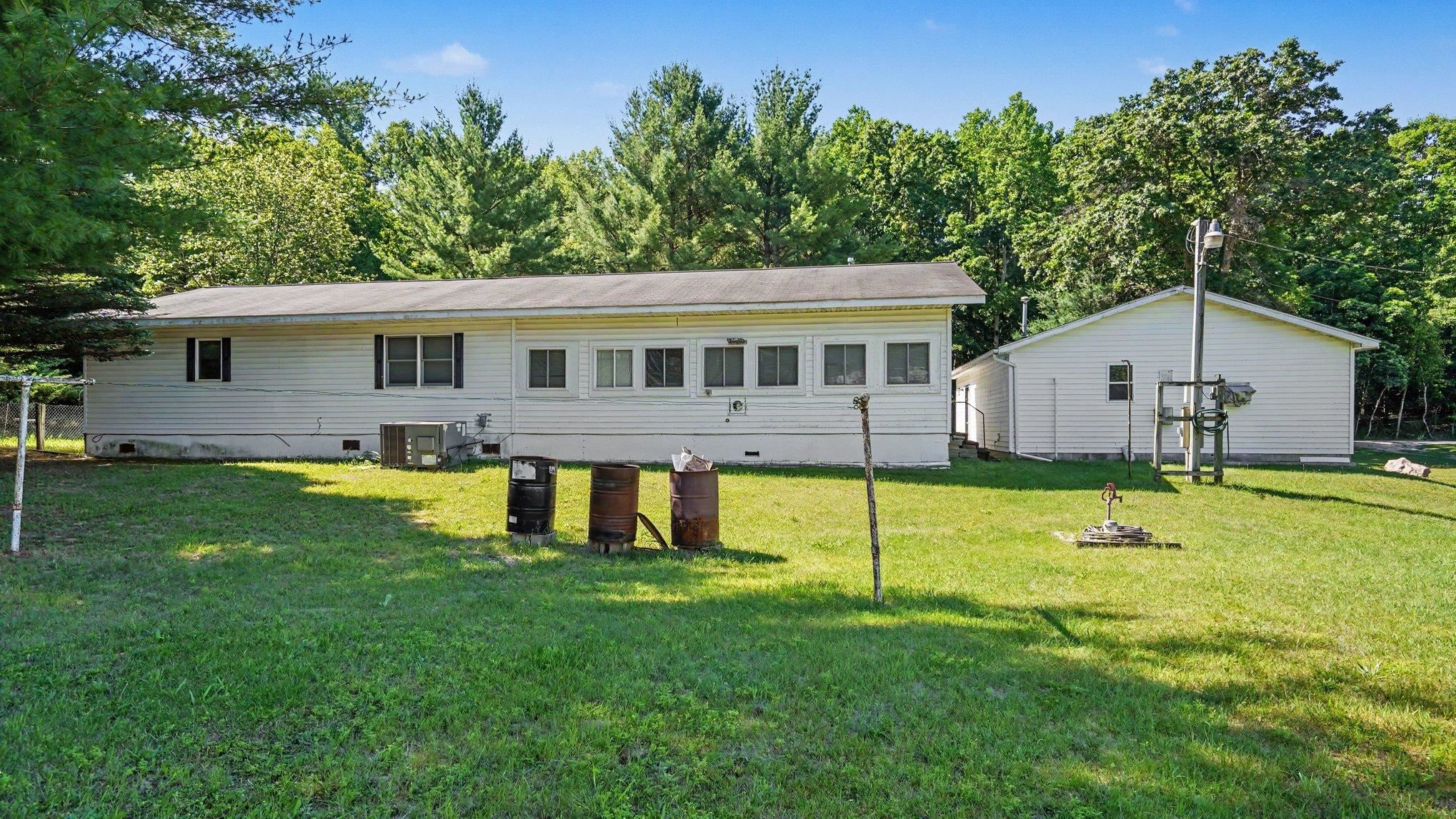 10221 Church Road Vestaburg, MI 48891 - Photo 35 of 46 1947097-dccbd48d-9985-46ae-9d50-2871c046d9ac.JPG