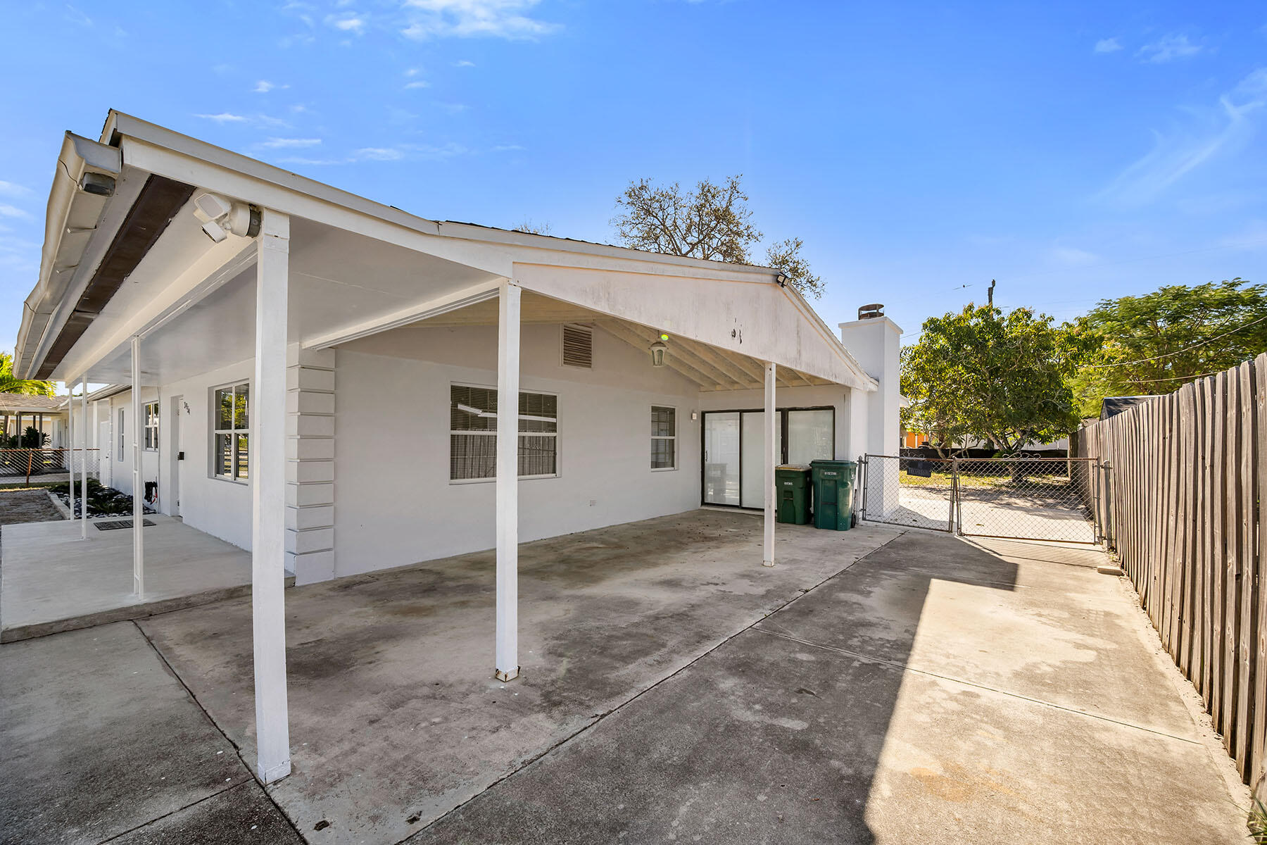 3954 Coconut Circle North Naples, FL 34104 - Photo 23 of 38 226004566kk