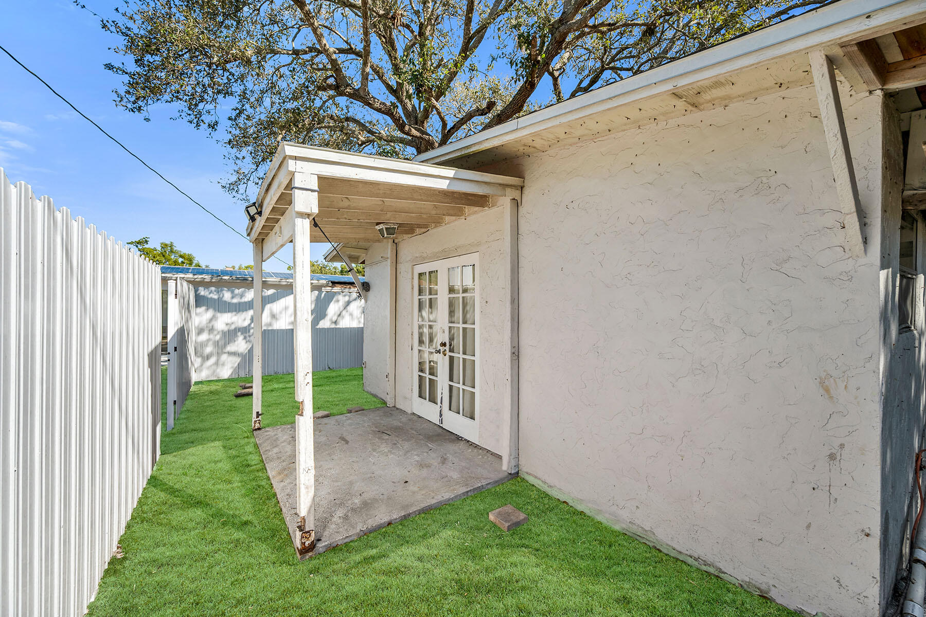 3954 Coconut Circle North Naples, FL 34104 - Photo 27 of 38 226004566mm