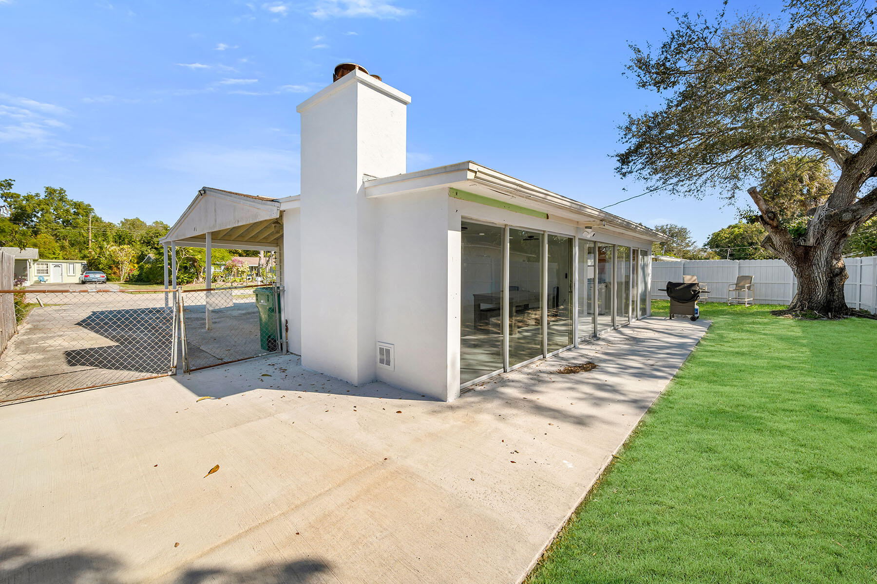 3954 Coconut Circle North Naples, FL 34104 - Photo 28 of 38 226004566n