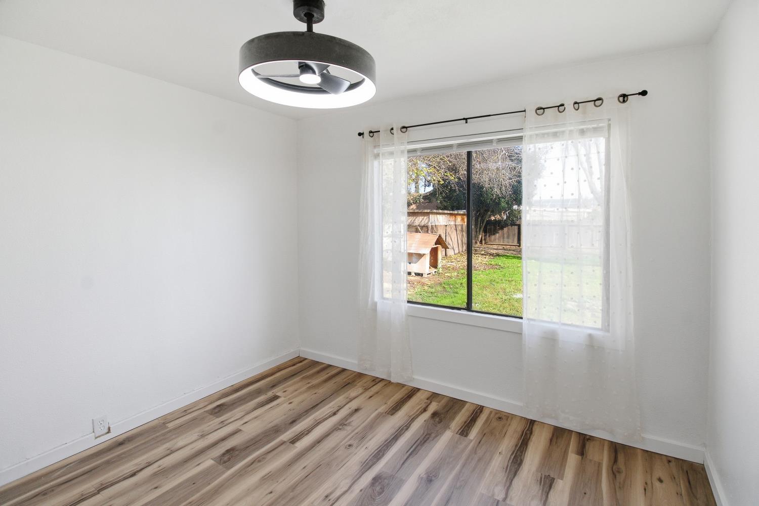 2194 Meadowbrook Avenue Merced, CA 95348 - Photo 13 of 29