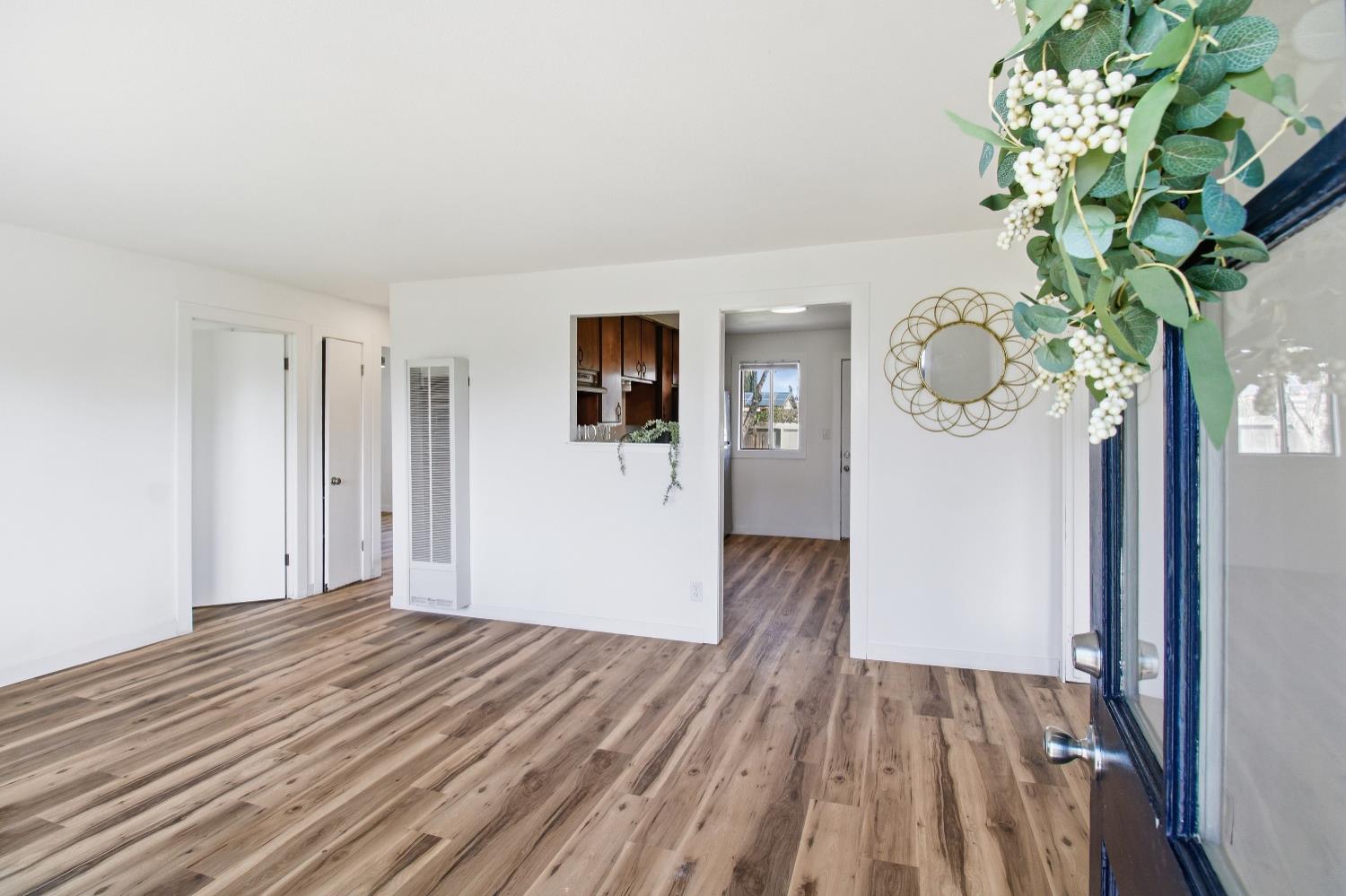 2194 Meadowbrook Avenue Merced, CA 95348 - Photo 4 of 29