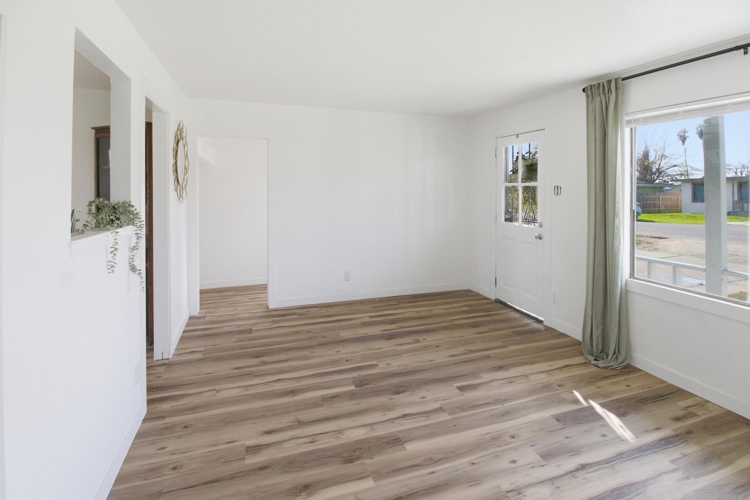 2194 Meadowbrook Avenue Merced, CA 95348 - Photo 7 of 29