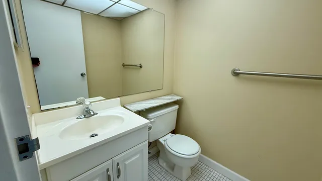 $75,000 | 298 Tuscany F, Delray Beach, FL 33446