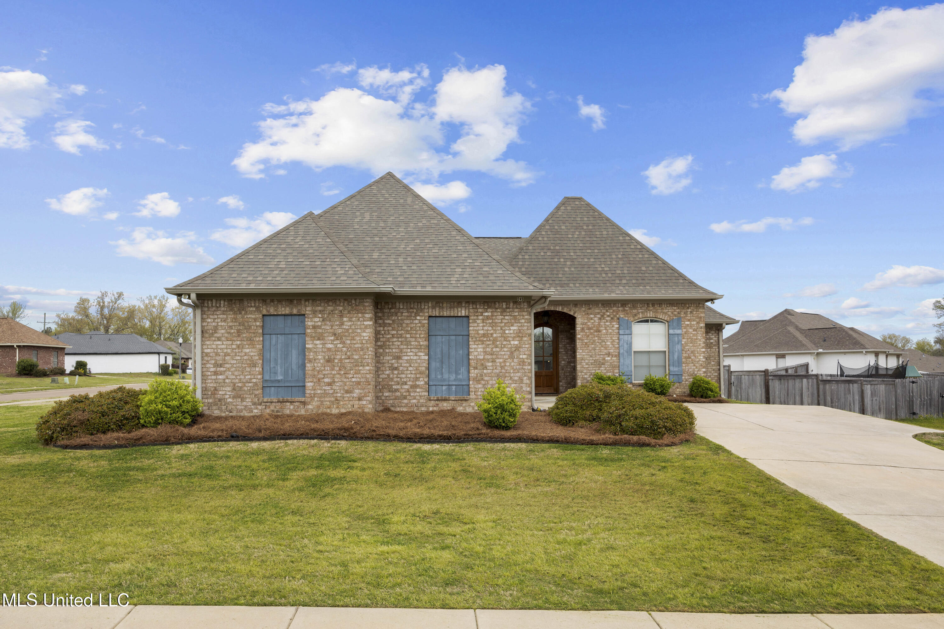 245 Cooper Lane Canton, MS 39046 - Photo 1 of 21 Front