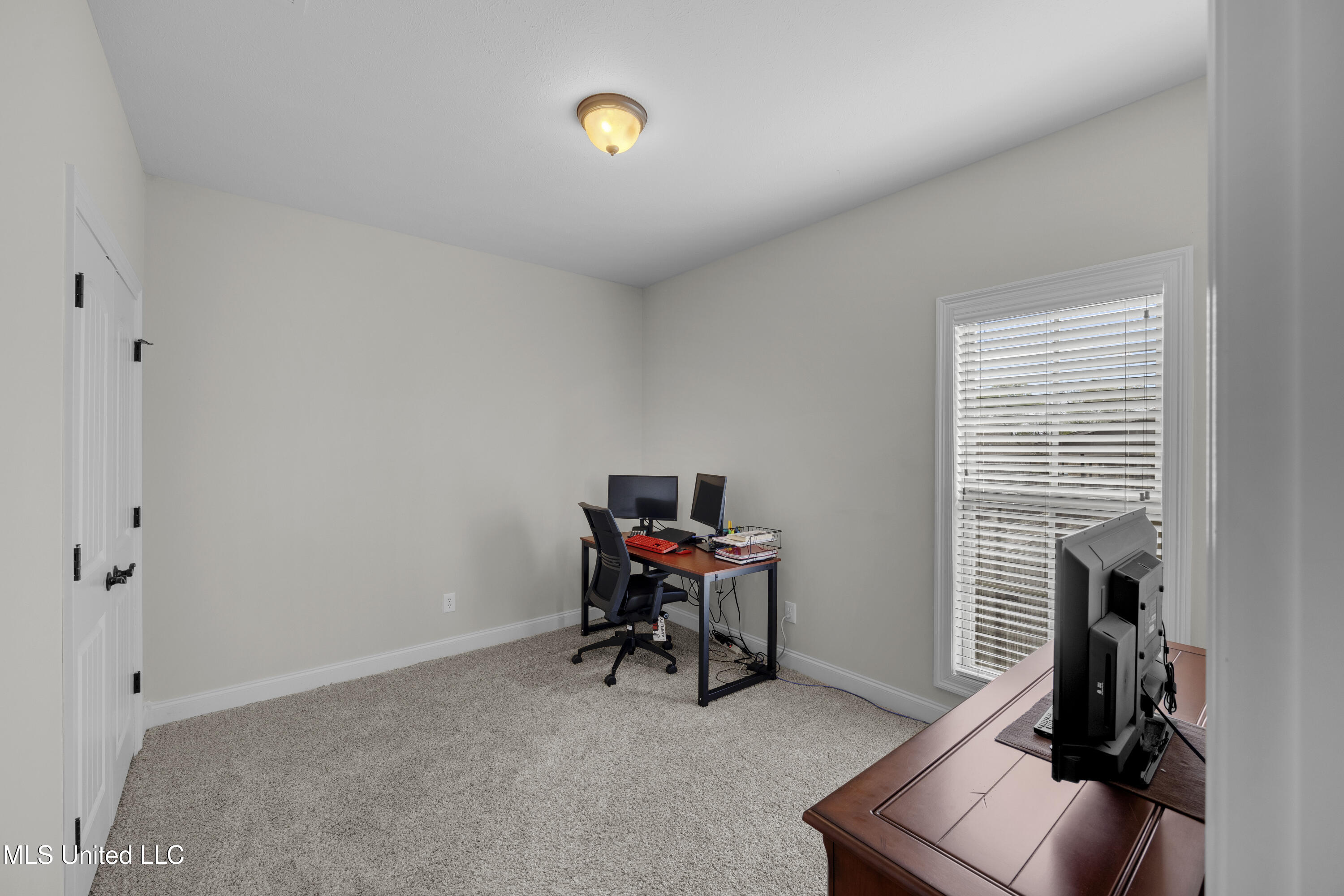 245 Cooper Lane Canton, MS 39046 - Photo 16 of 21 Third Bedroom/Office