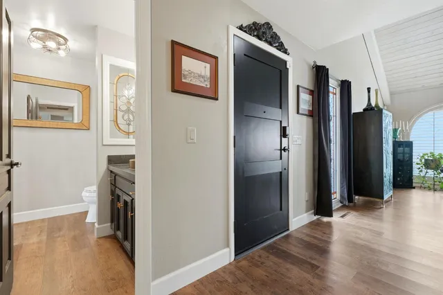 $575,000 | 414 North Fulgham Street, Visalia, CA 93291