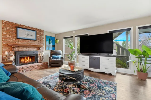 $575,000 | 414 North Fulgham Street, Visalia, CA 93291