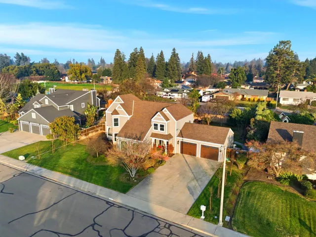 $575,000 | 414 North Fulgham Street, Visalia, CA 93291