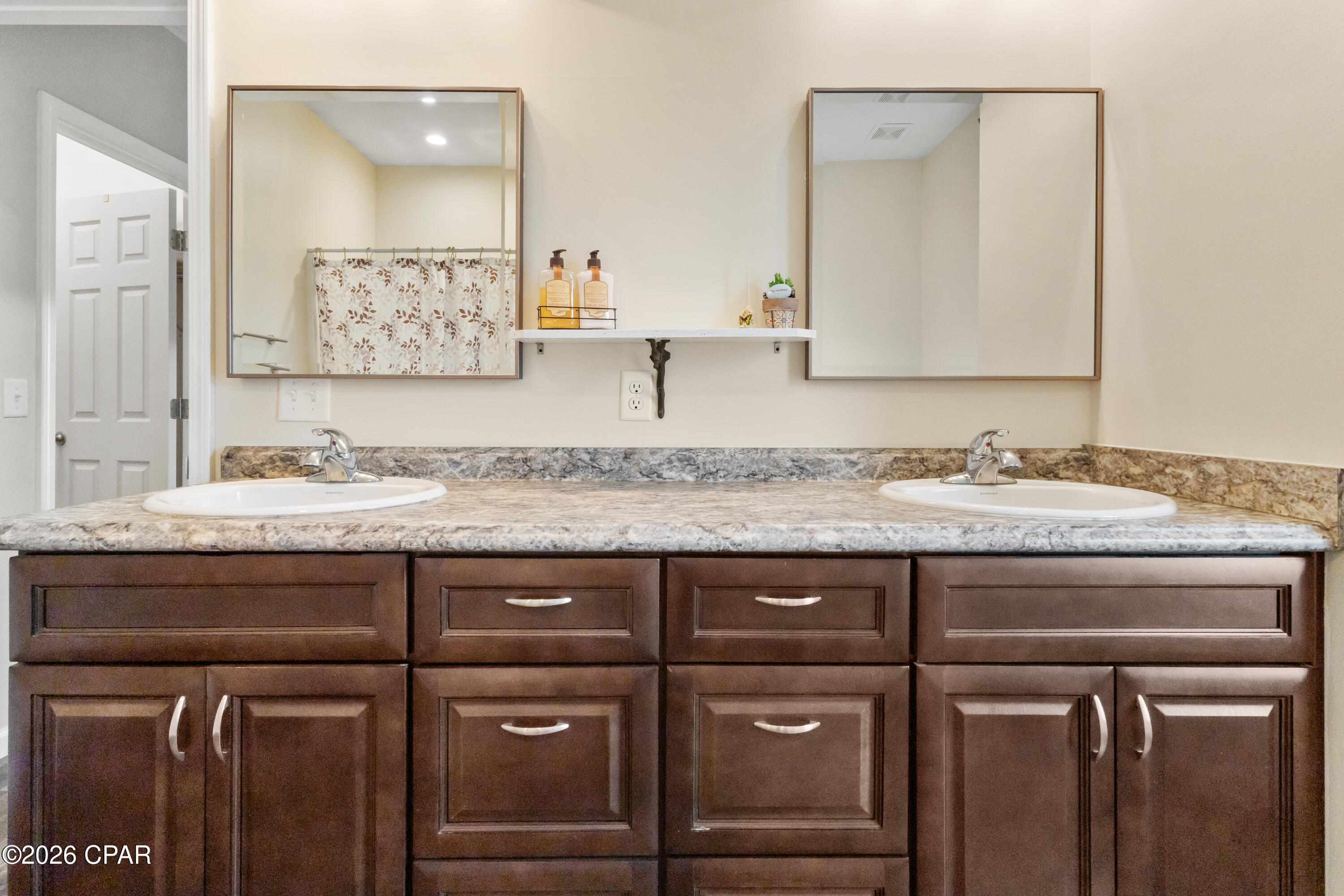 10555 River Alley Road Youngstown, FL 32466 - Photo 27 of 39