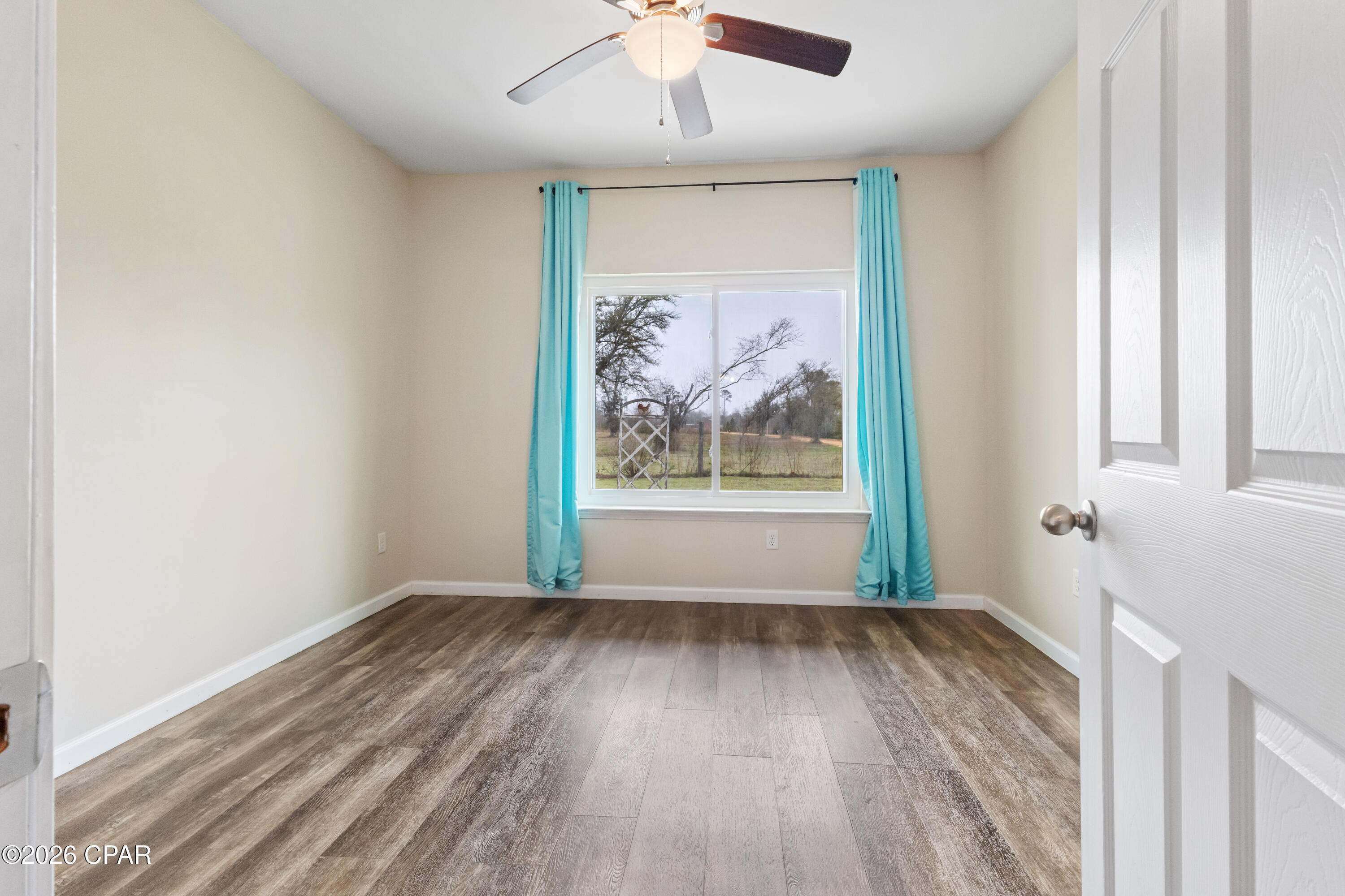 10555 River Alley Road Youngstown, FL 32466 - Photo 29 of 39