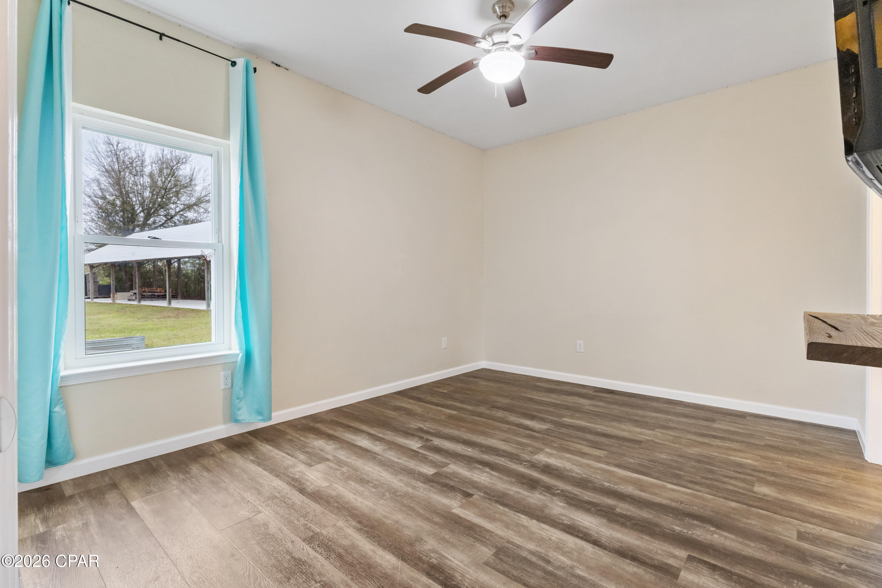 10555 River Alley Road Youngstown, FL 32466 - Photo 32 of 39