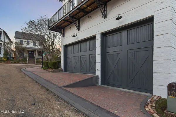 $949,000 | 104 Galvez Street, Madison, MS 39110