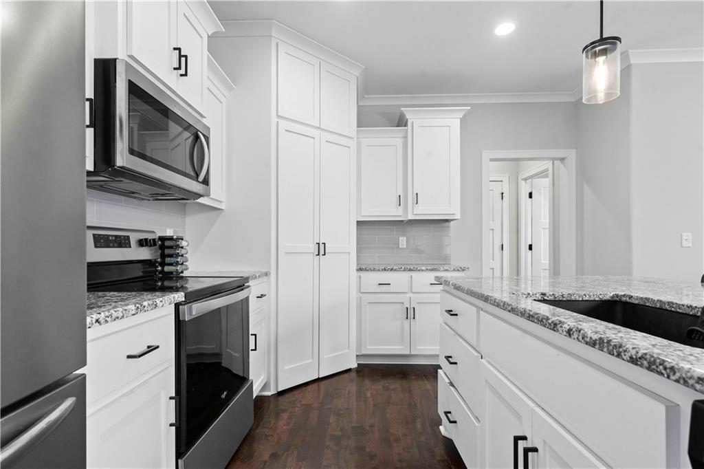 2613 Southwest River Trail Road Lee's Summit, MO 64082 - Photo 14 of 50