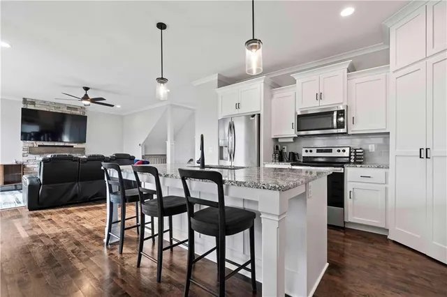 $499,000 | 2613 Southwest River Trail Road, Lee's Summit, MO 64082