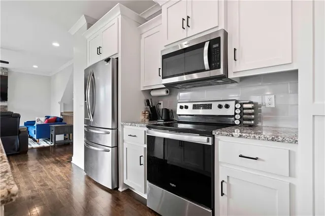 $499,000 | 2613 Southwest River Trail Road, Lee's Summit, MO 64082