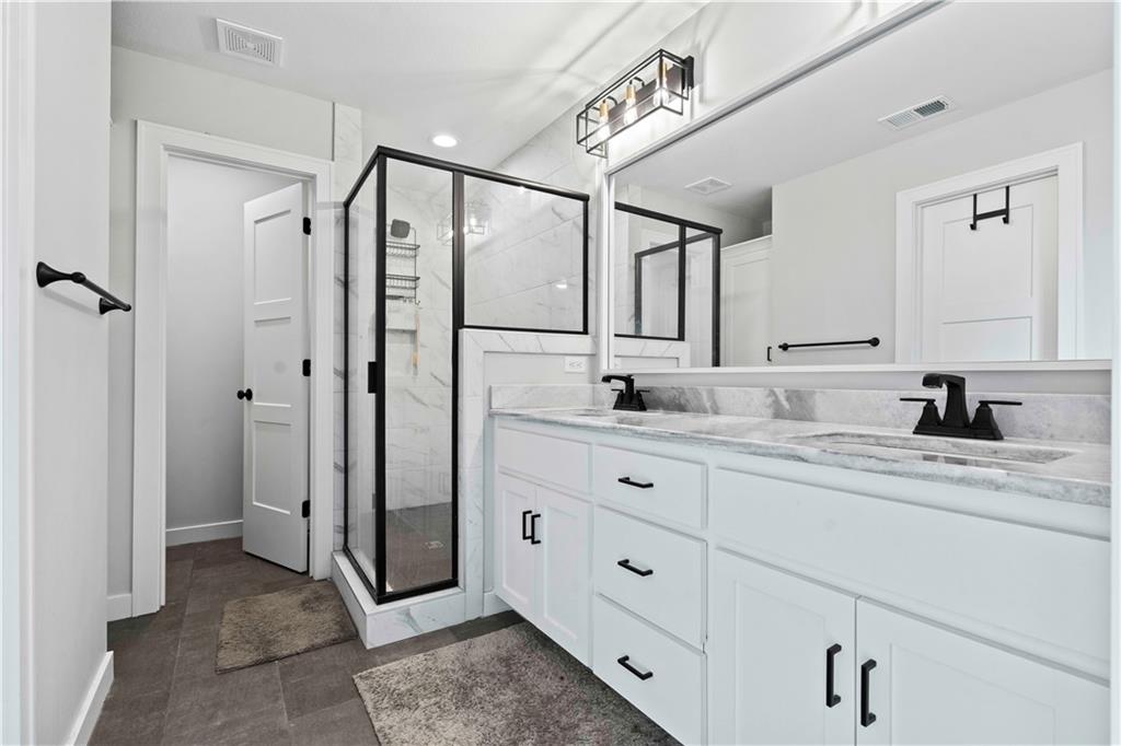 2613 Southwest River Trail Road Lee's Summit, MO 64082 - Photo 31 of 50