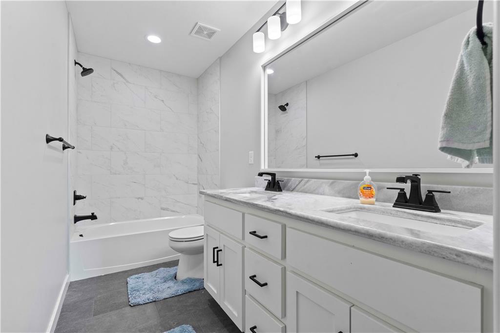 2613 Southwest River Trail Road Lee's Summit, MO 64082 - Photo 40 of 50